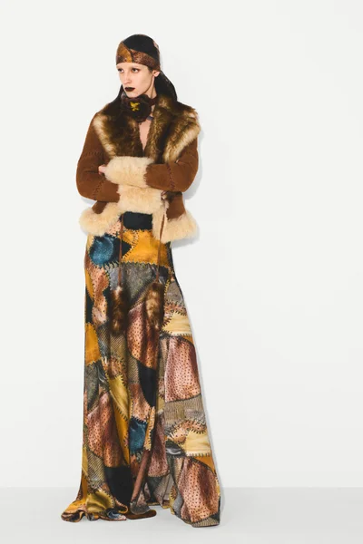 Look 4
